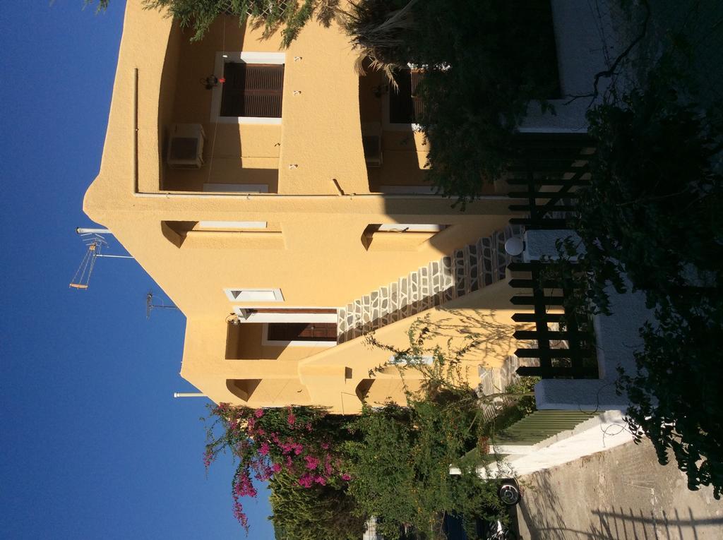Eriketi Studios Agia Marina  Esterno foto