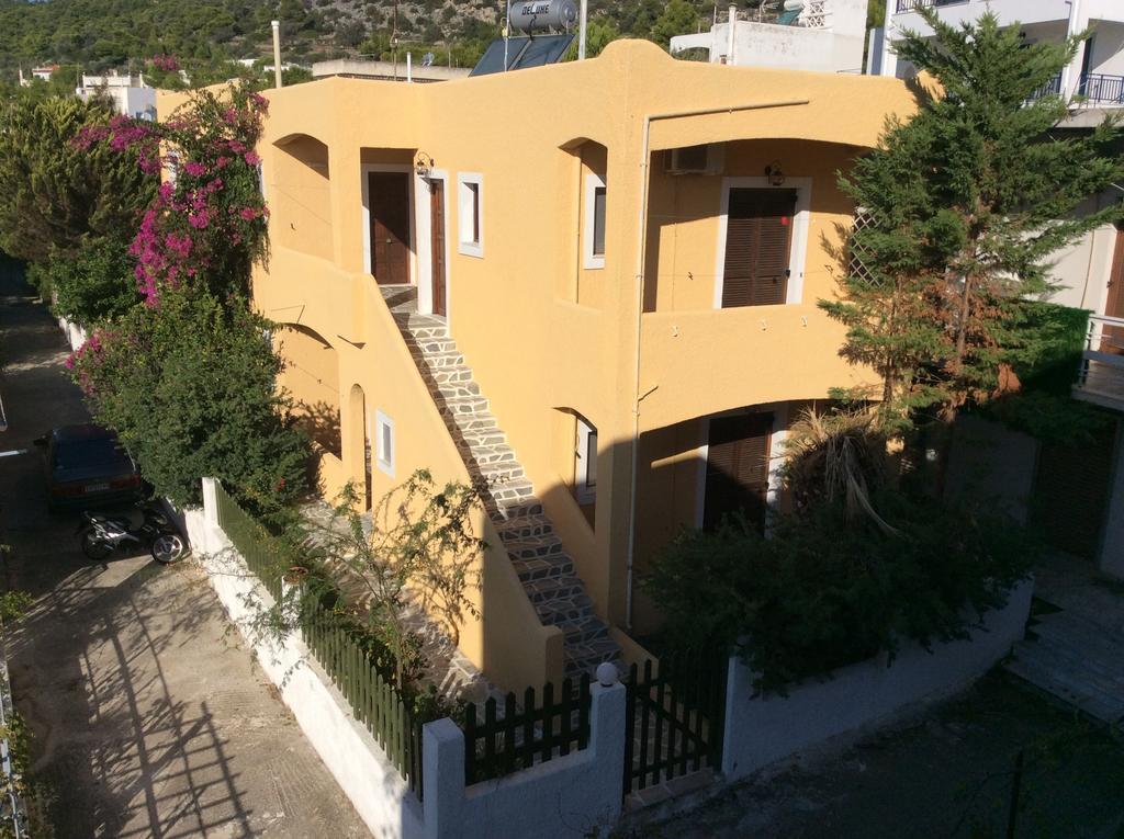 Eriketi Studios Agia Marina  Camera foto